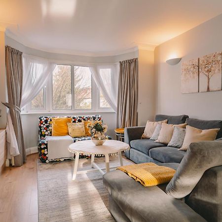 Modern Flat By The Underground. Apartment London Exterior photo