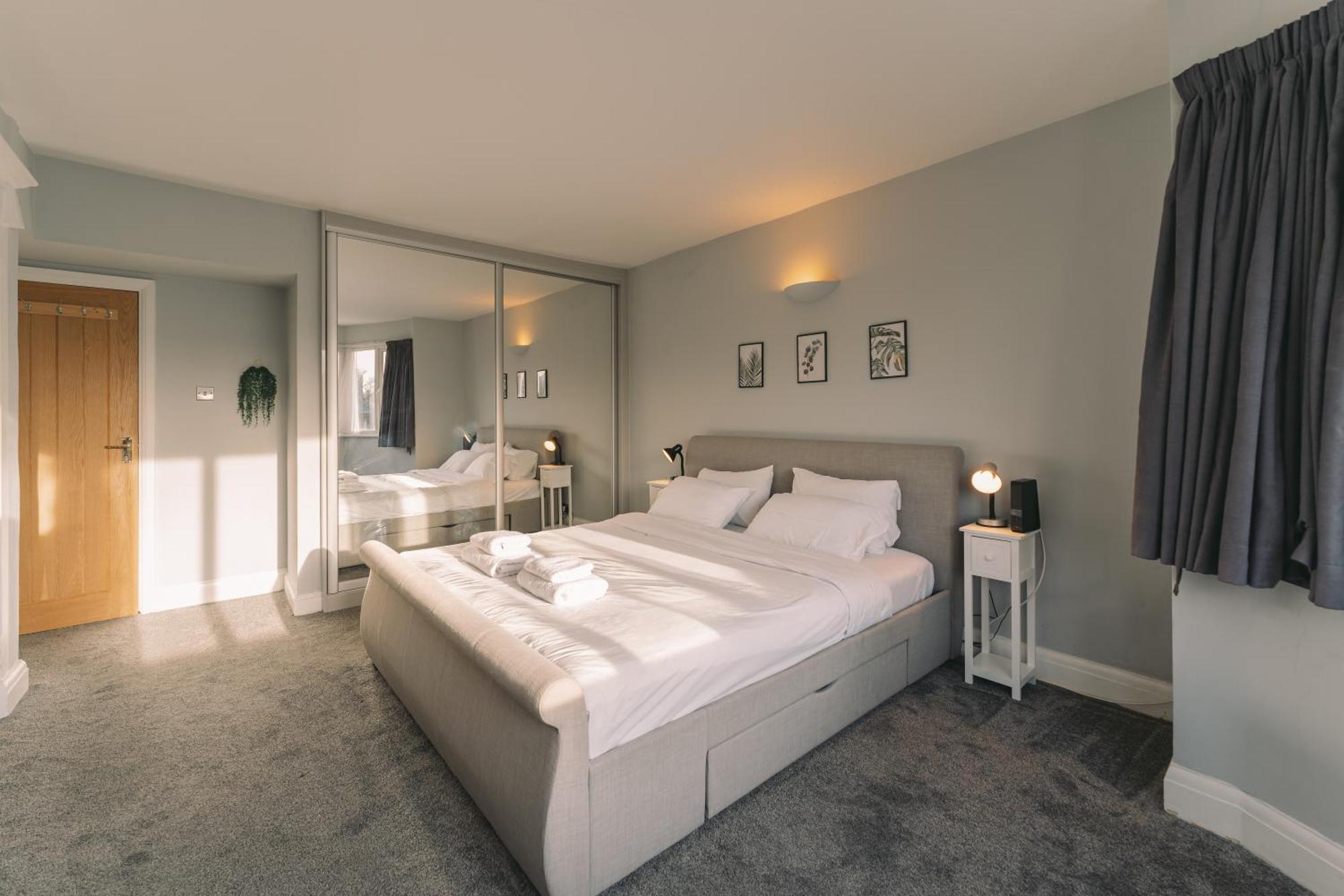 Modern Flat By The Underground. Apartment London Exterior photo