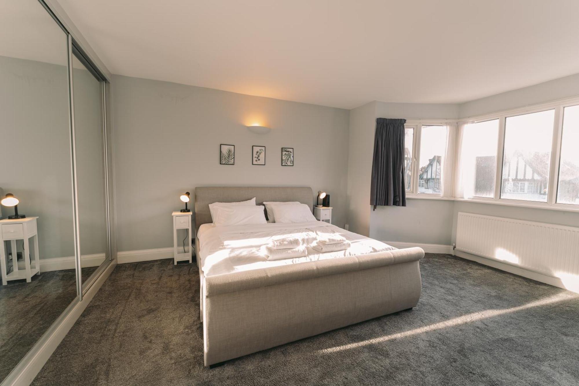 Modern Flat By The Underground. Apartment London Exterior photo
